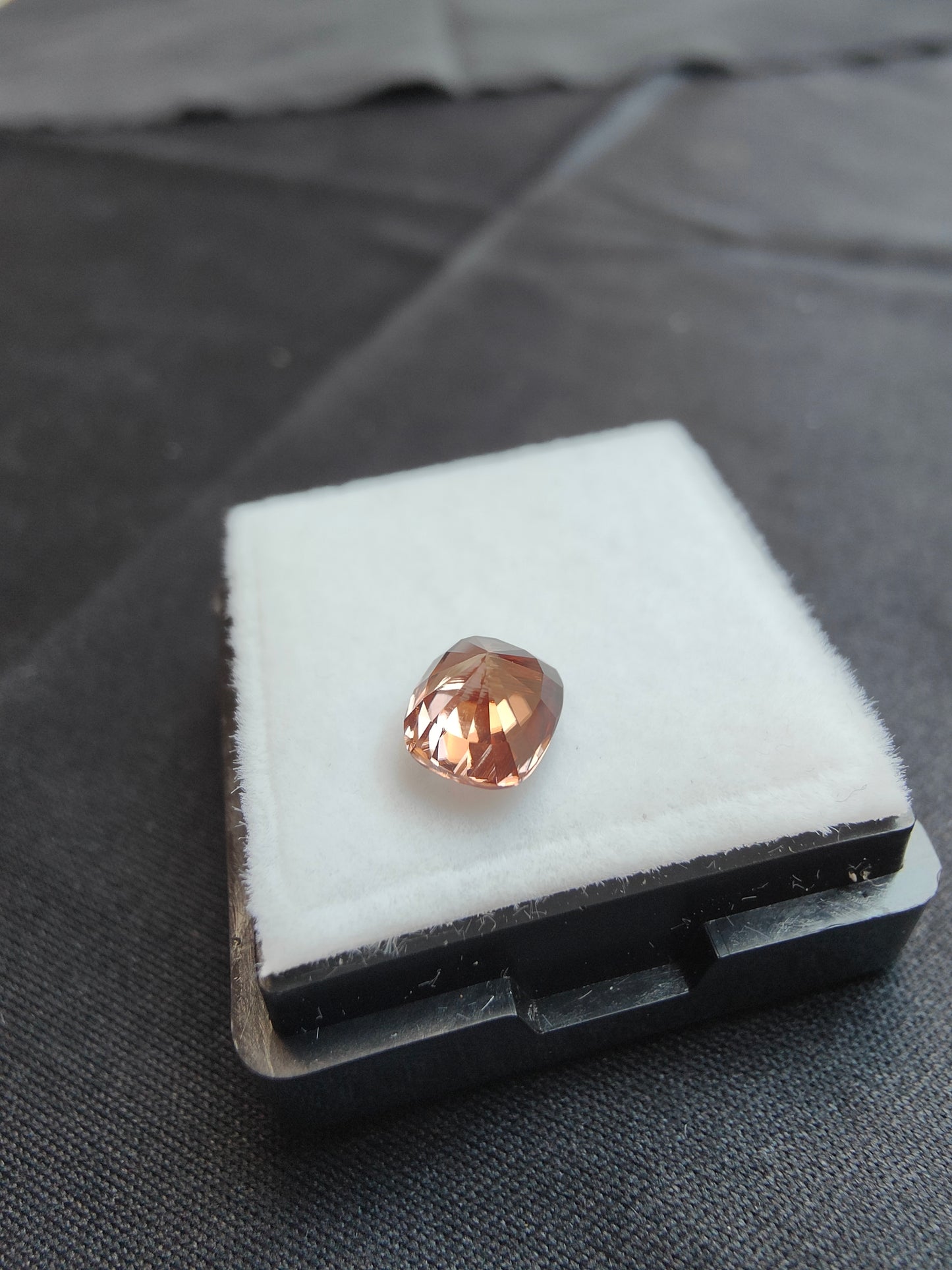 1,81ct Imperial Yellow Zircon