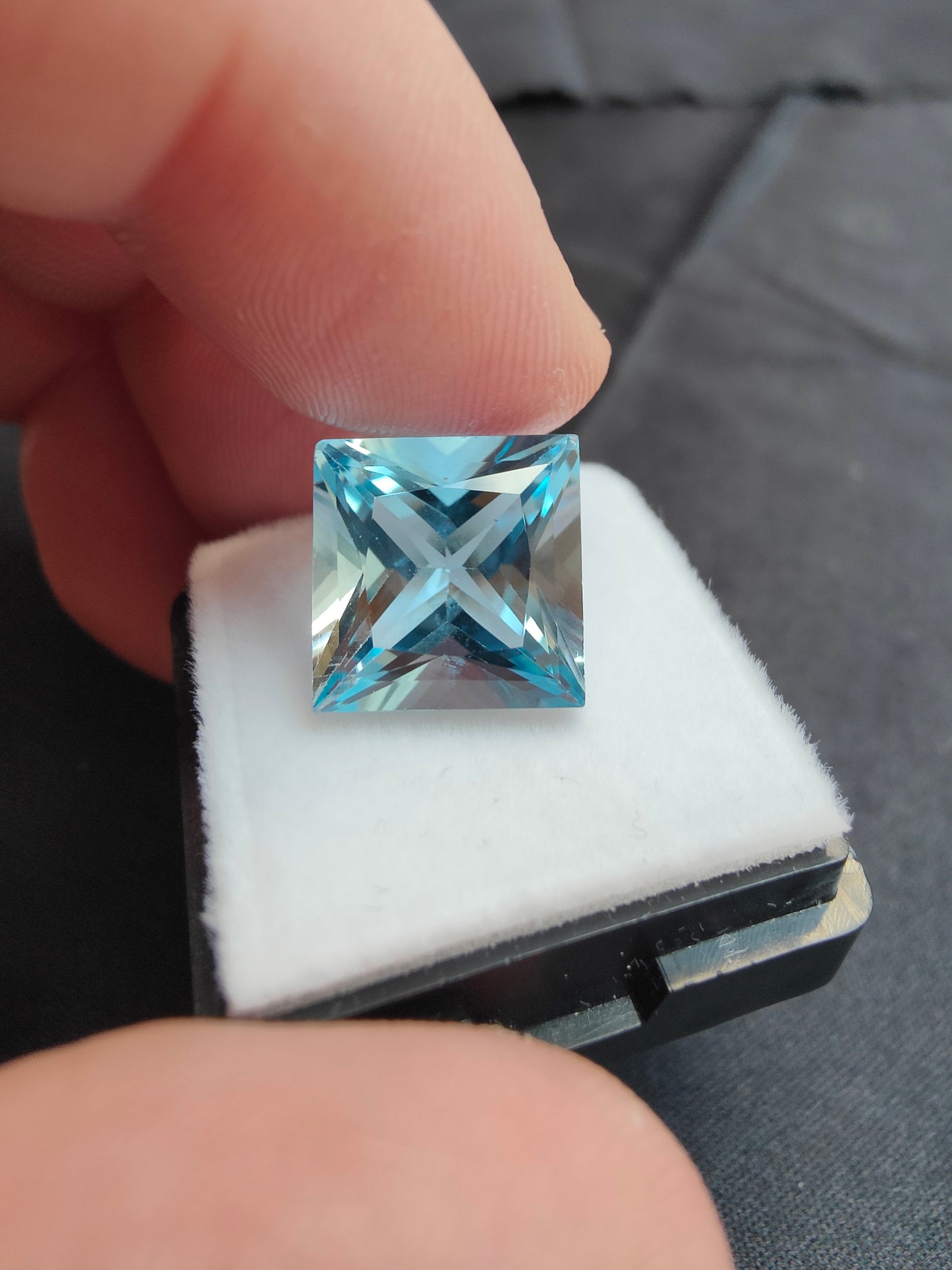 10,41ct Sky Blue Topas