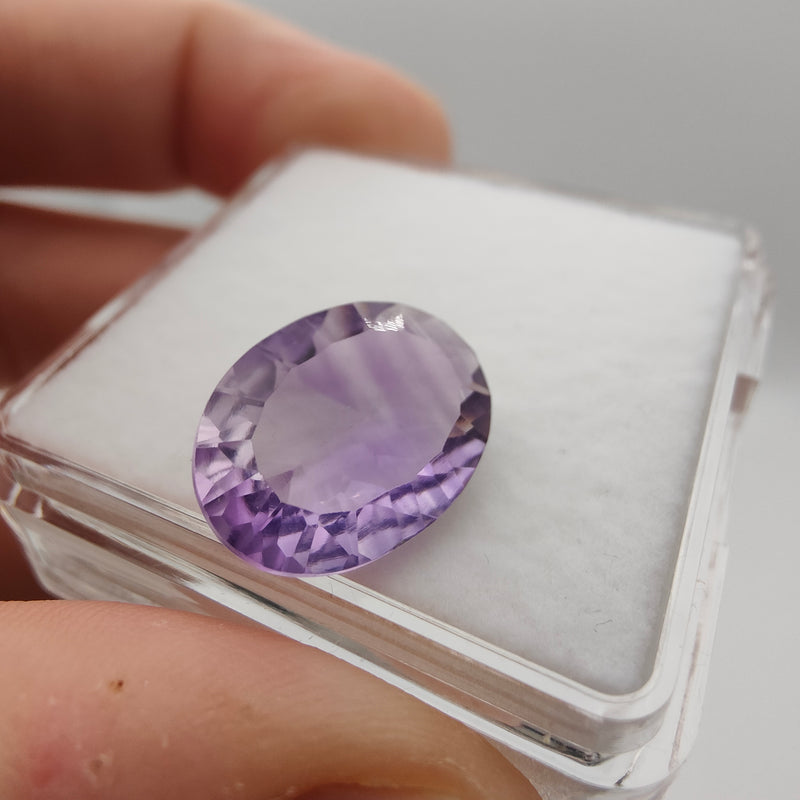 Ovaler Amethyst