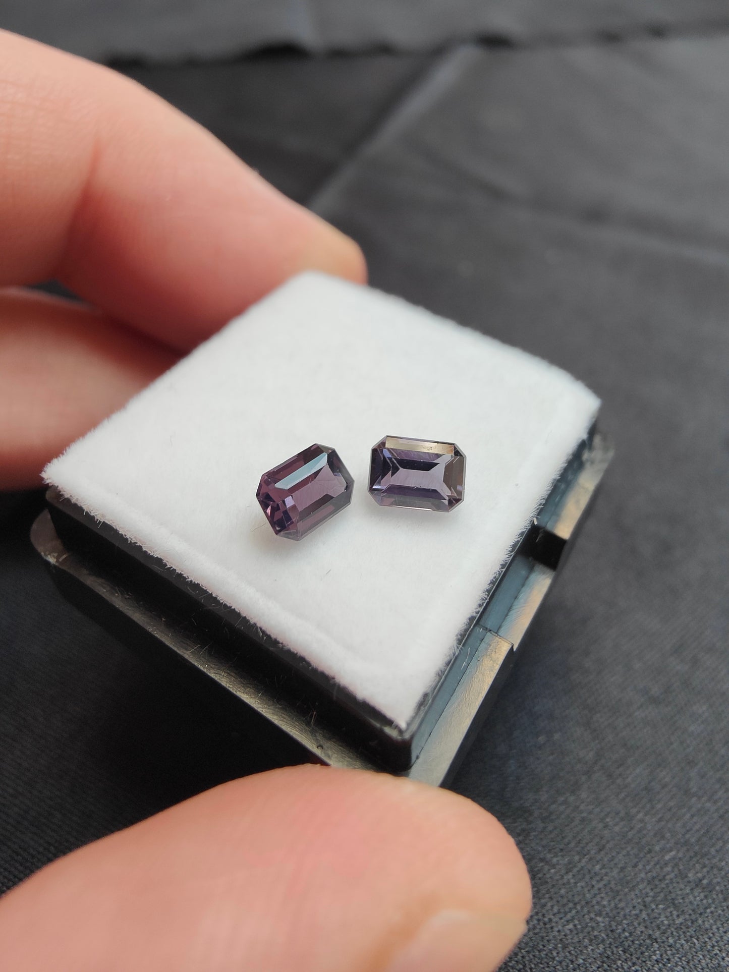 1,09ct Lila Spinell Paar