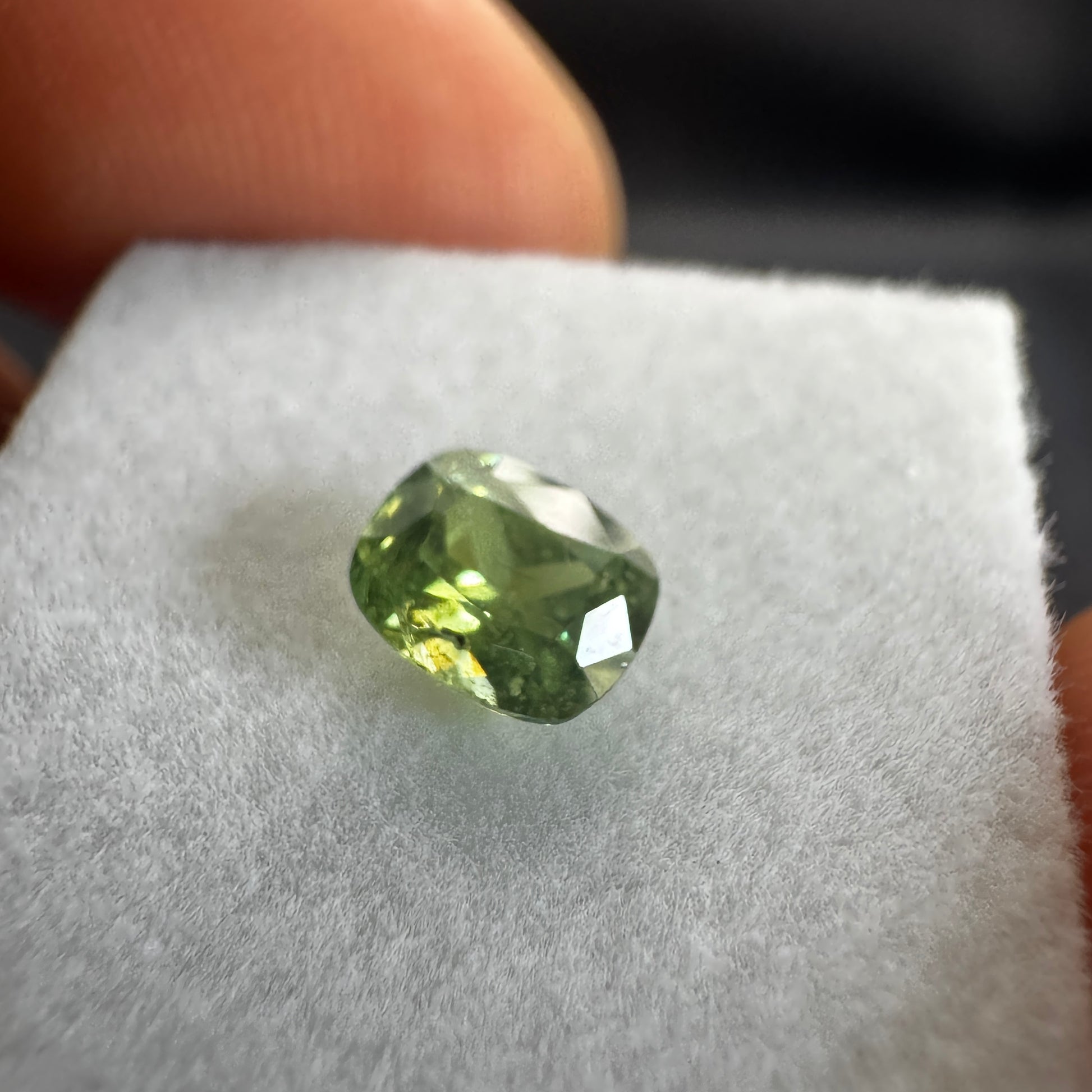 Demantoid Granat