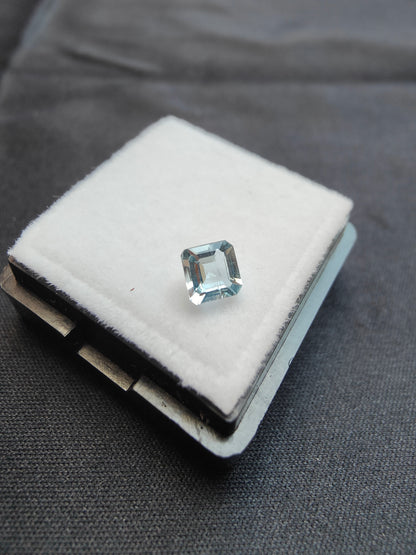 0,41ct Aquamarin