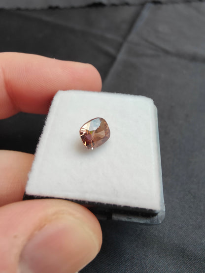 1,81ct Imperial Yellow Zircon