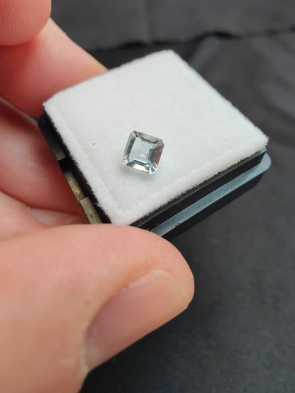 0,41ct Aquamarin