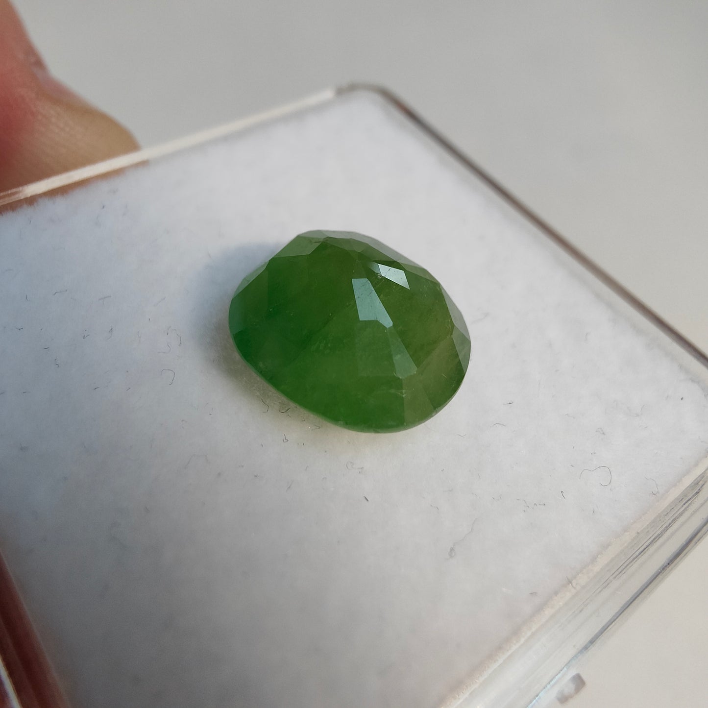 Großer 9,32ct Tsavorit