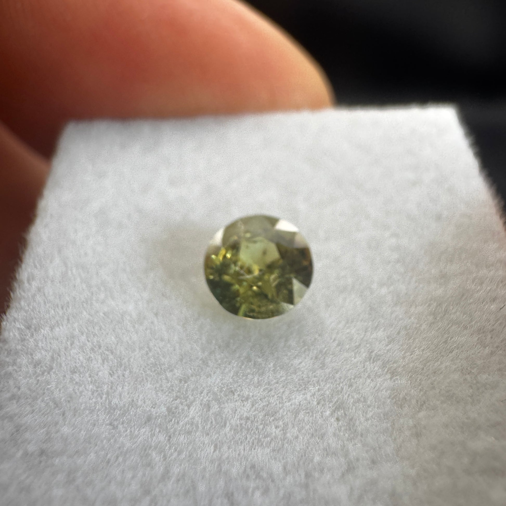 Demantoid Granat