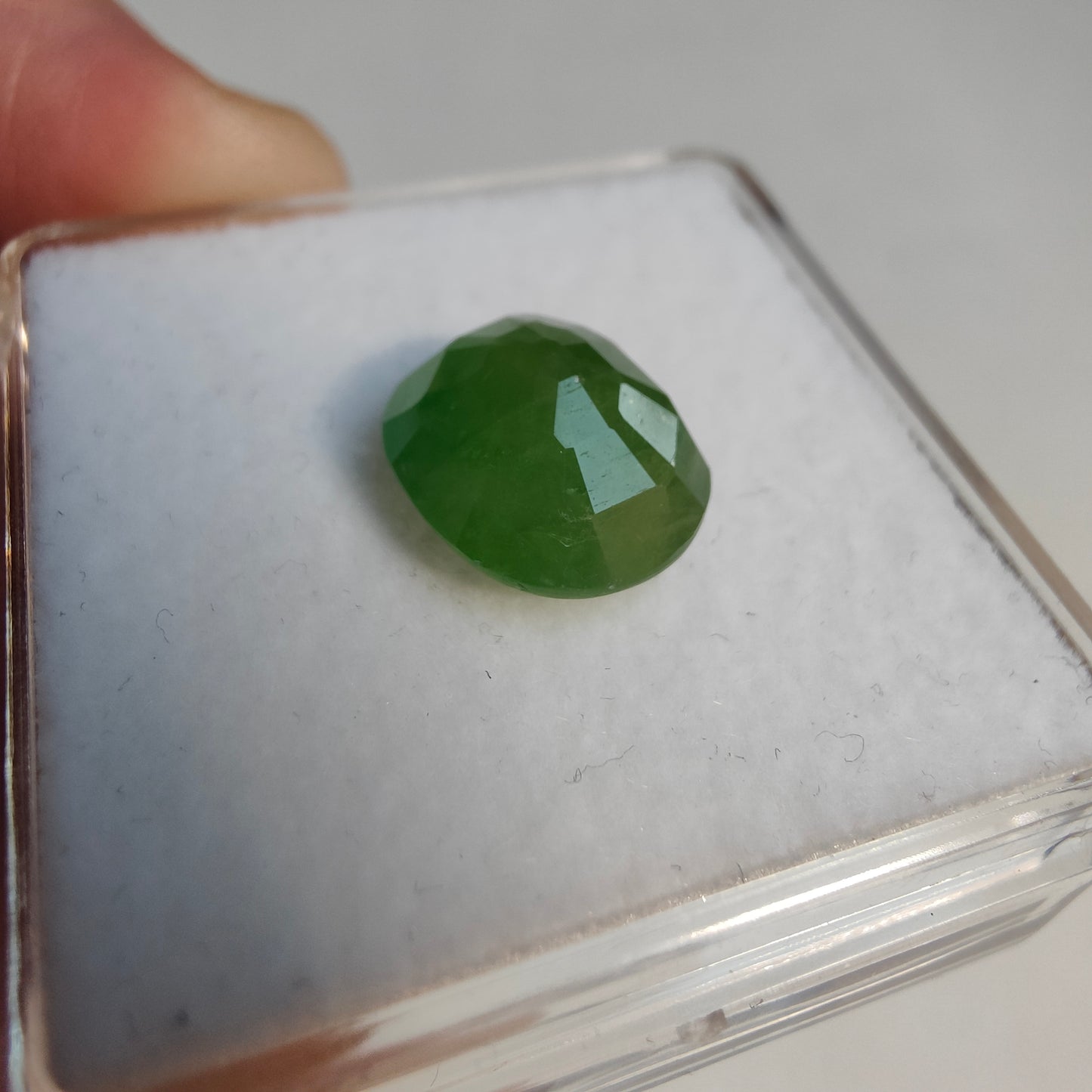 Großer 9,32ct Tsavorit