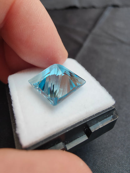 10,41ct Sky Blue Topas