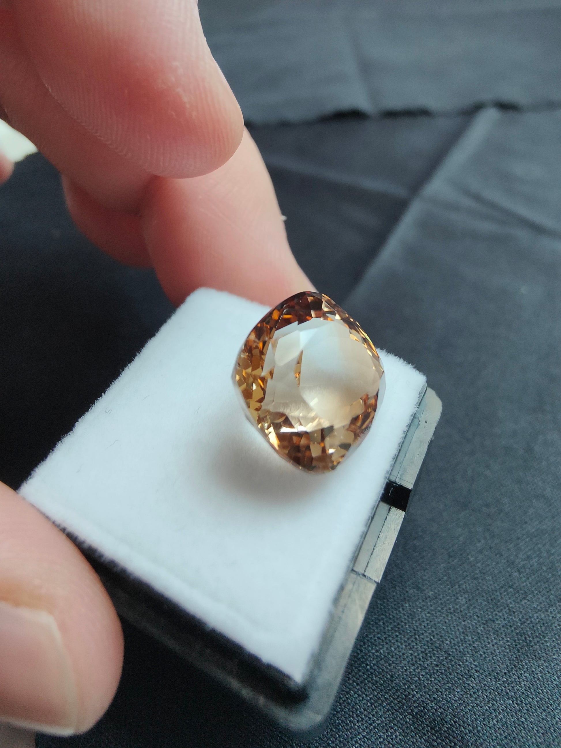 12,89ct Cognac Topas