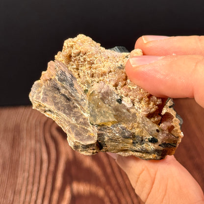 Topas mit Lepidolith und Turmalin BL84