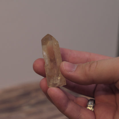 Mandarinen-Lemurian Kristall