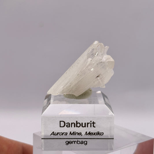 Danburit GC112
