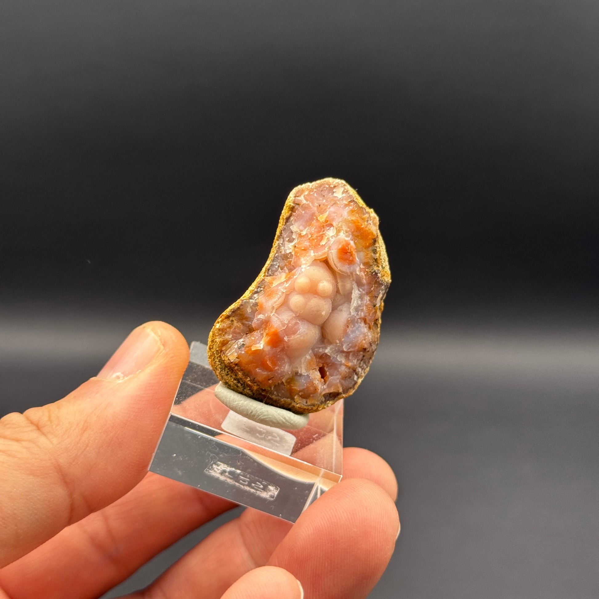 Chalcedon GL076