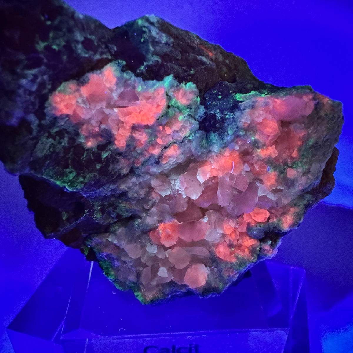 UV Calcit GC058